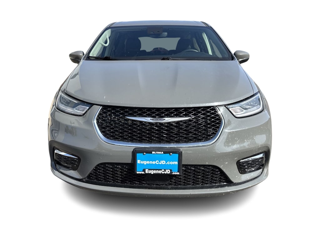 Thumbnail: 2023 Chrysler Pacifica - 4