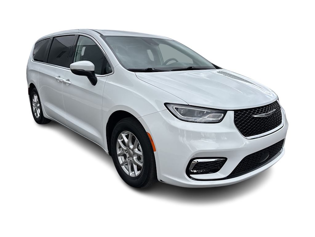 Thumbnail: 2023 Chrysler Pacifica - 12