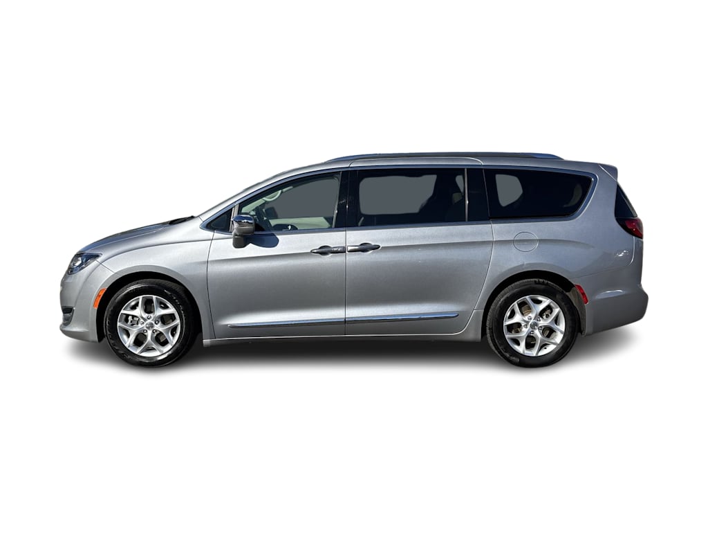 Thumbnail: 2020 Chrysler Pacifica - 2