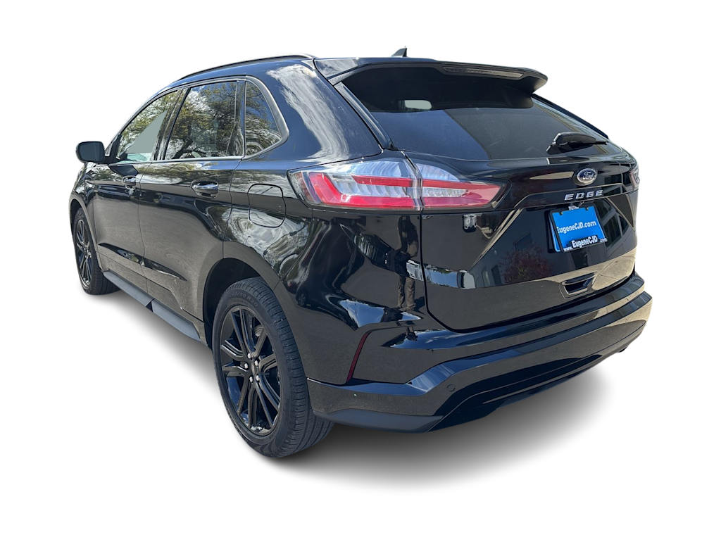 Thumbnail: 2022 Ford Edge - 3