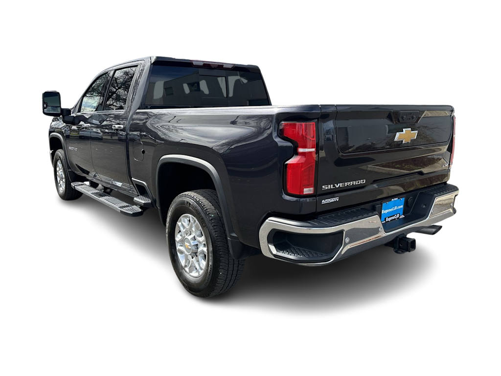 Thumbnail: 2024 Chevrolet Silverado 3500 - 4