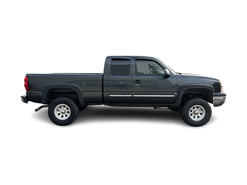 Thumbnail: 2004 Chevrolet Silverado 1500 - 12