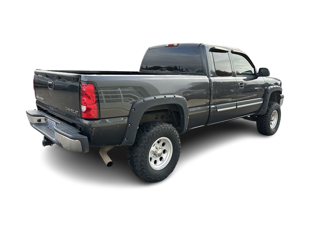 Thumbnail: 2004 Chevrolet Silverado 1500 - 10