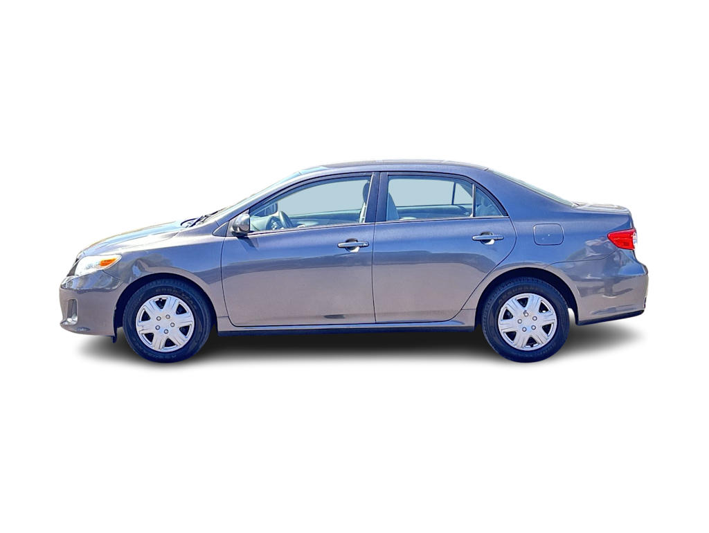 2011 Toyota Corolla LE 2