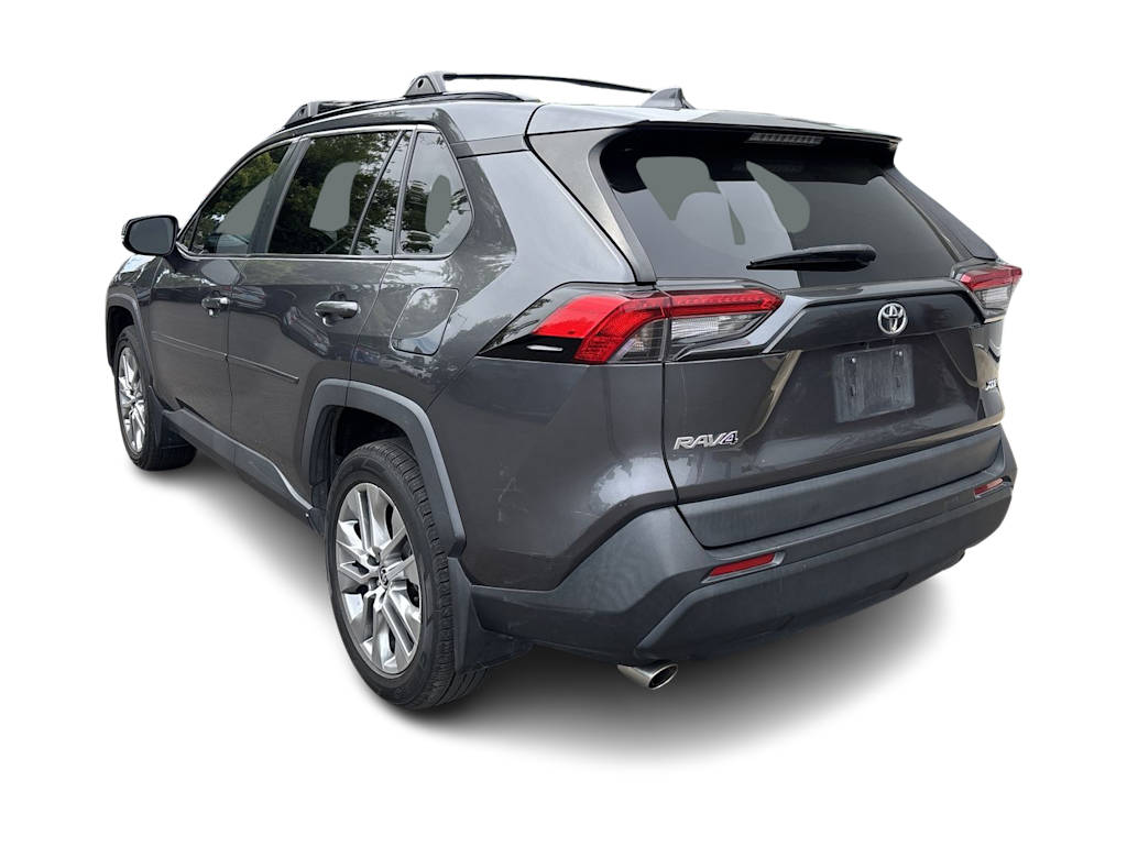 Thumbnail: 2022 Toyota RAV4 - 3