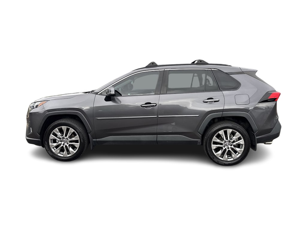 Thumbnail: 2022 Toyota RAV4 - 3