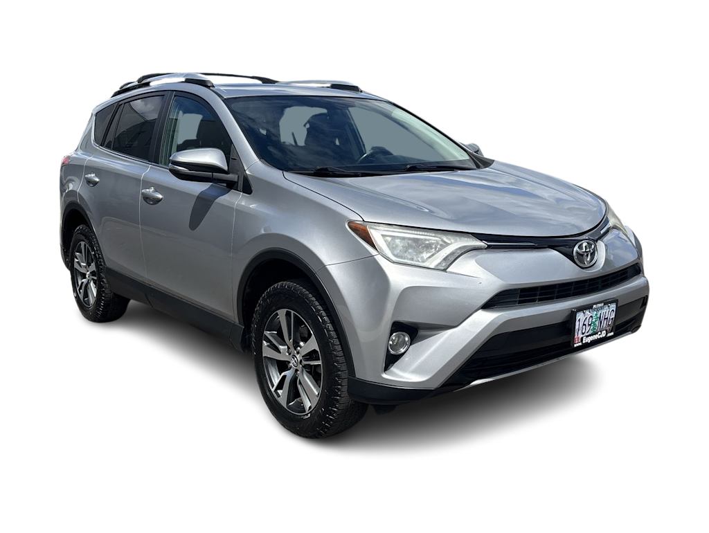Thumbnail: 2016 Toyota RAV4 - 16