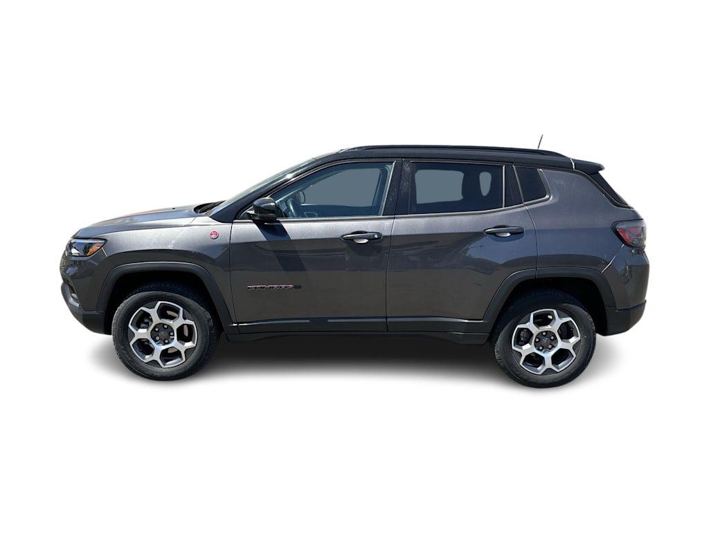 Thumbnail: 2022 Jeep Compass - 3