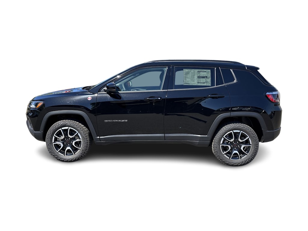 Thumbnail: 2026 Jeep Compass - 3