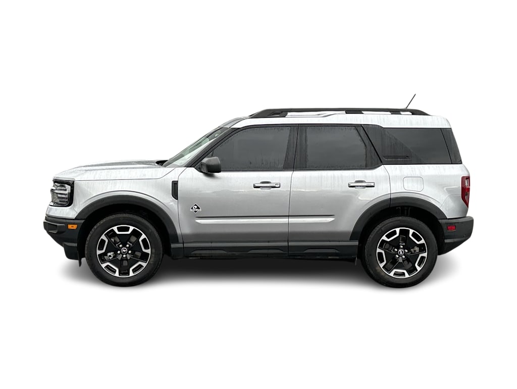 2023 Ford Bronco Sport Outer Banks 2