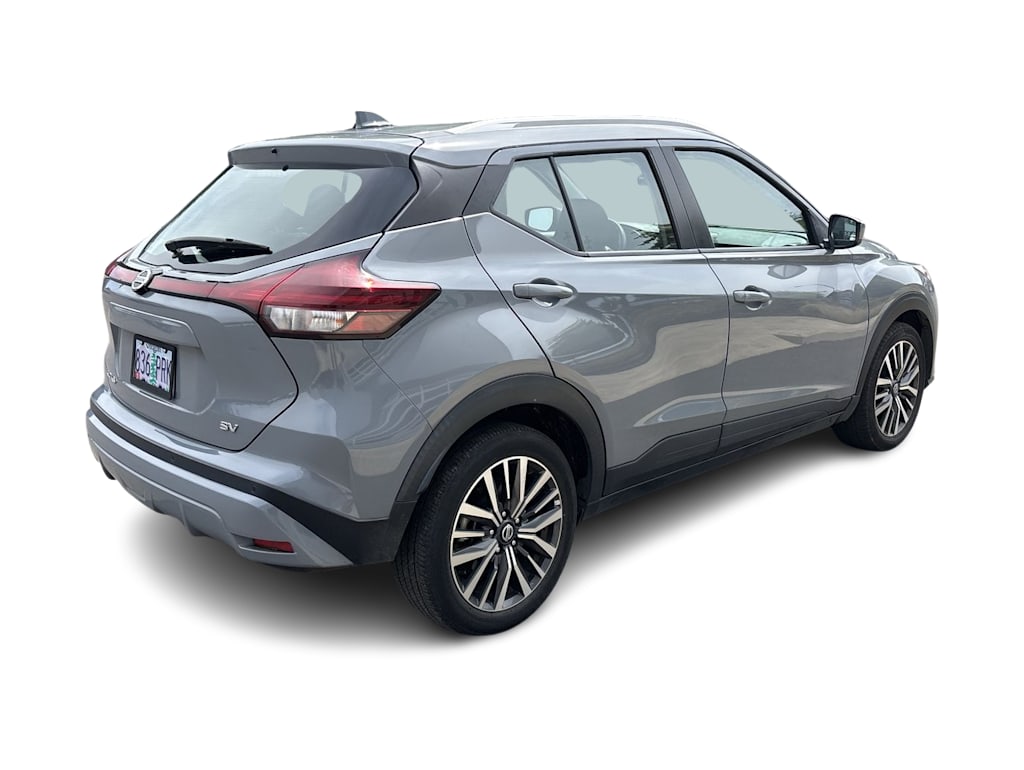 Thumbnail: 2021 Nissan Kicks - 10