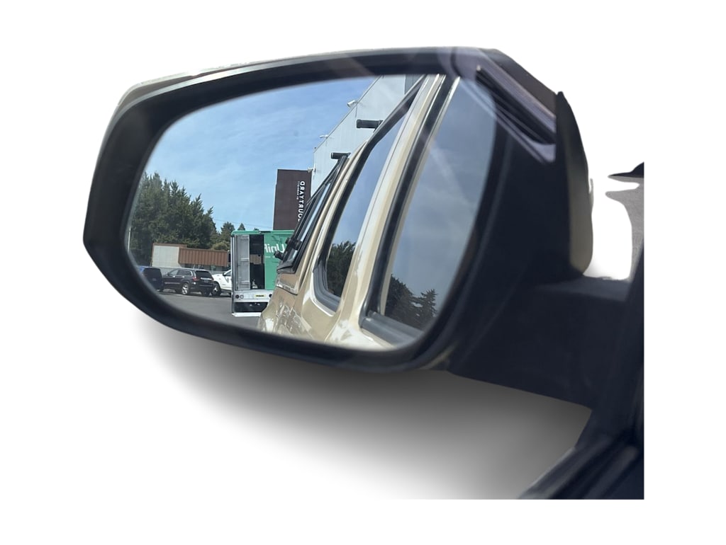 Thumbnail: 2017 Toyota Tacoma - 25