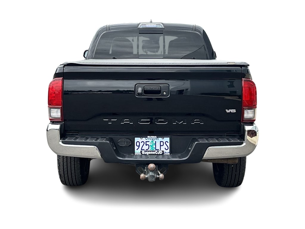 Thumbnail: 2019 Toyota Tacoma - 4