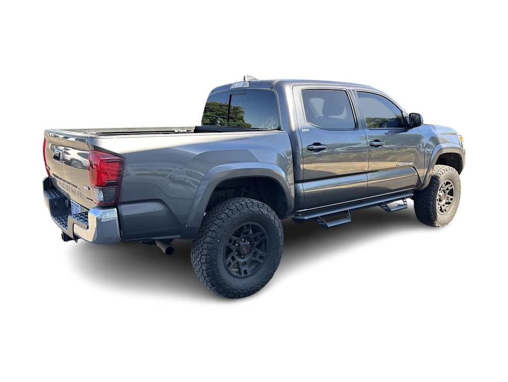Thumbnail: 2023 Toyota Tacoma - 7