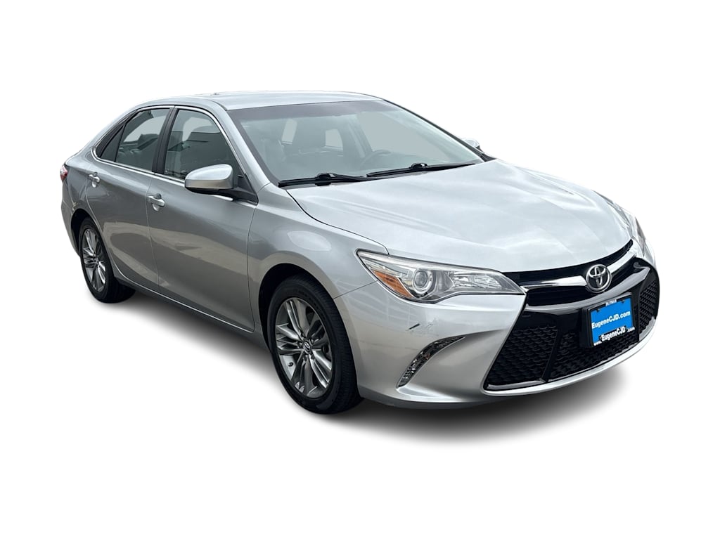 Thumbnail: 2015 Toyota Camry - 14