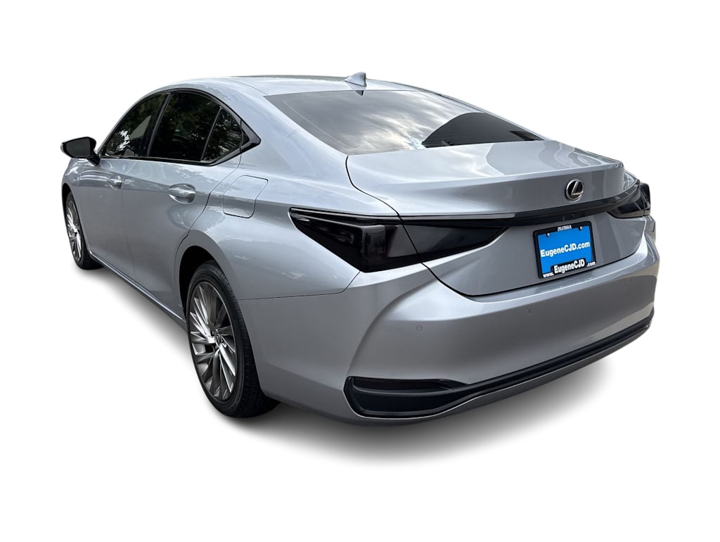 Thumbnail: 2023 Lexus ES - 4