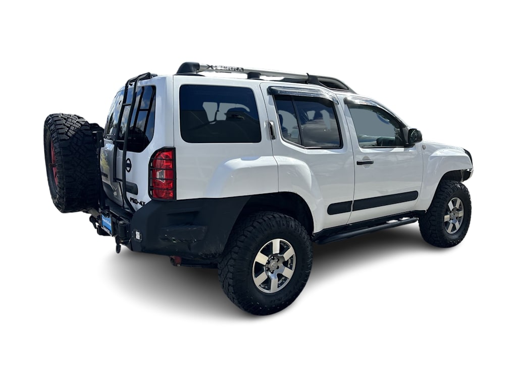Thumbnail: 2012 Nissan Xterra - 9