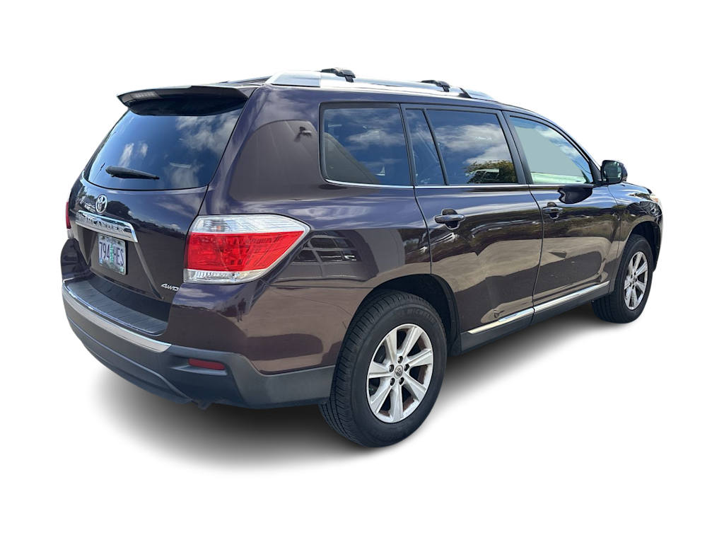 Thumbnail: 2013 Toyota Highlander - 9