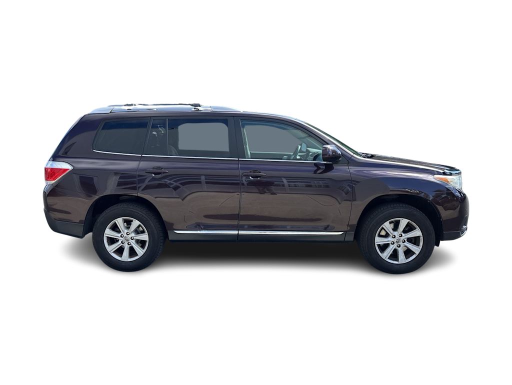 Thumbnail: 2013 Toyota Highlander - 10
