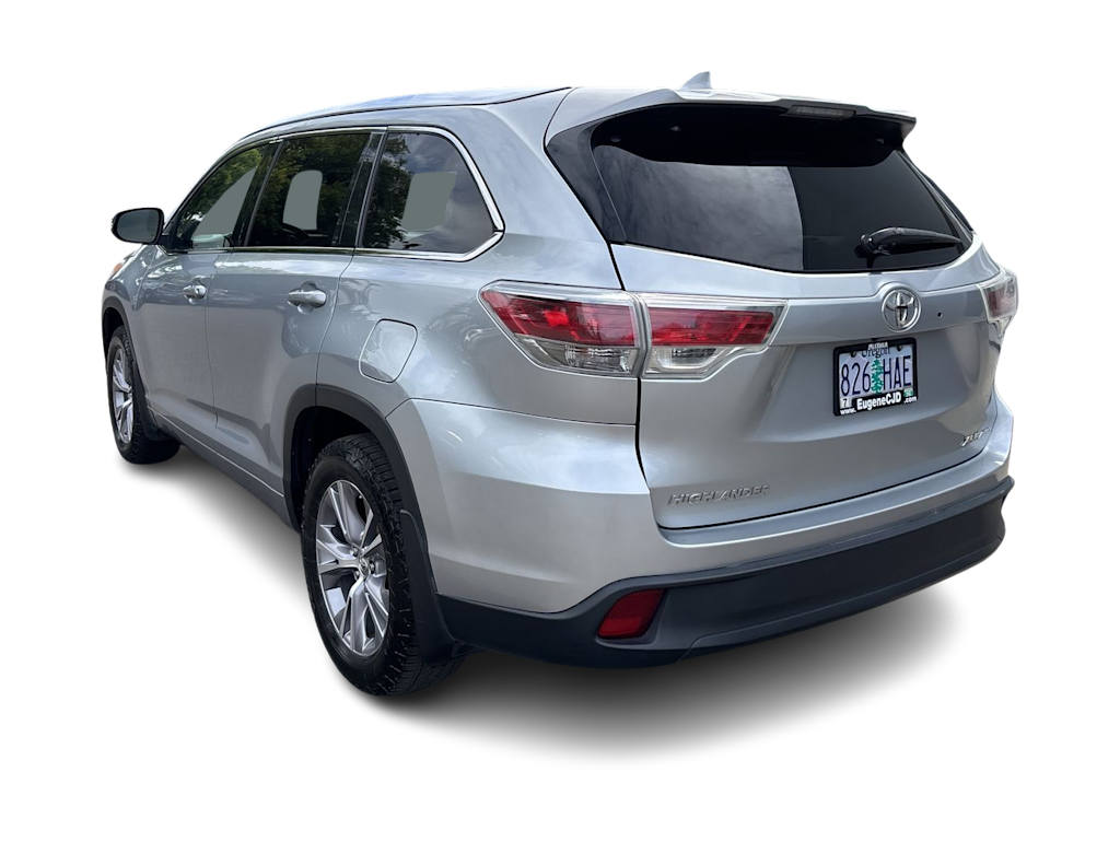 Thumbnail: 2014 Toyota Highlander - 3