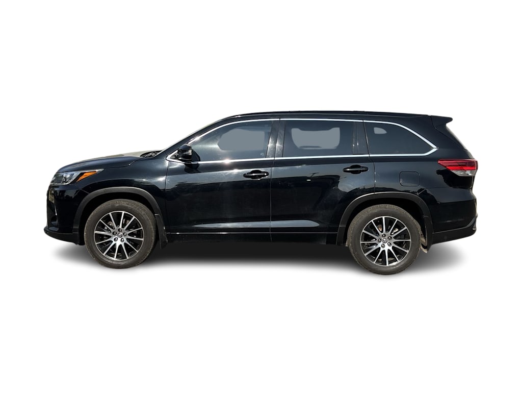 Thumbnail: 2017 Toyota Highlander - 2