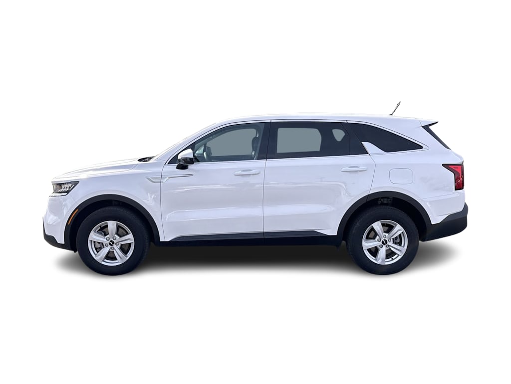 2023 Kia Sorento LX 3