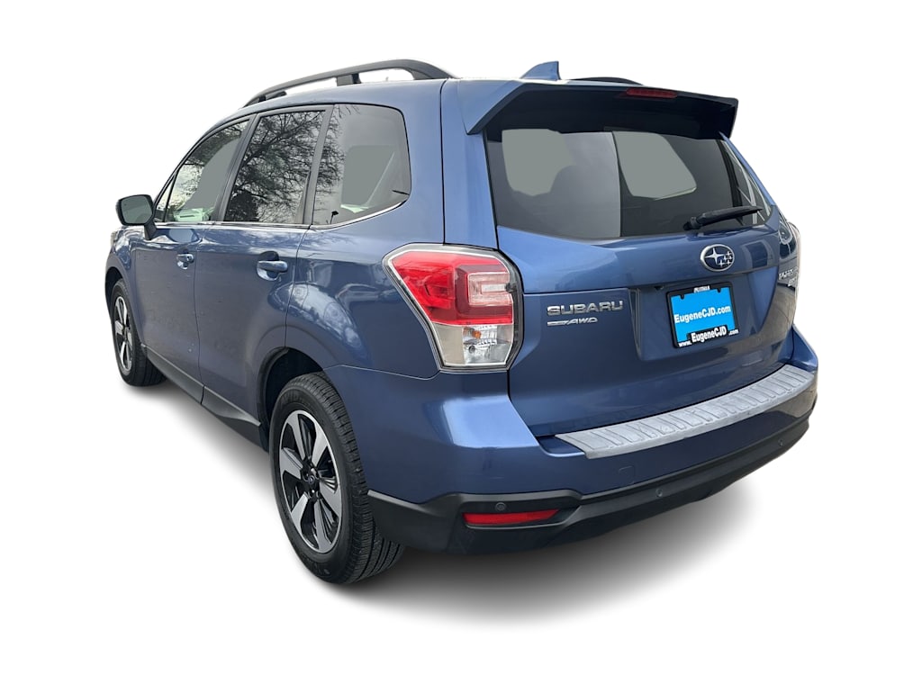 Thumbnail: 2017 Subaru Forester - 4