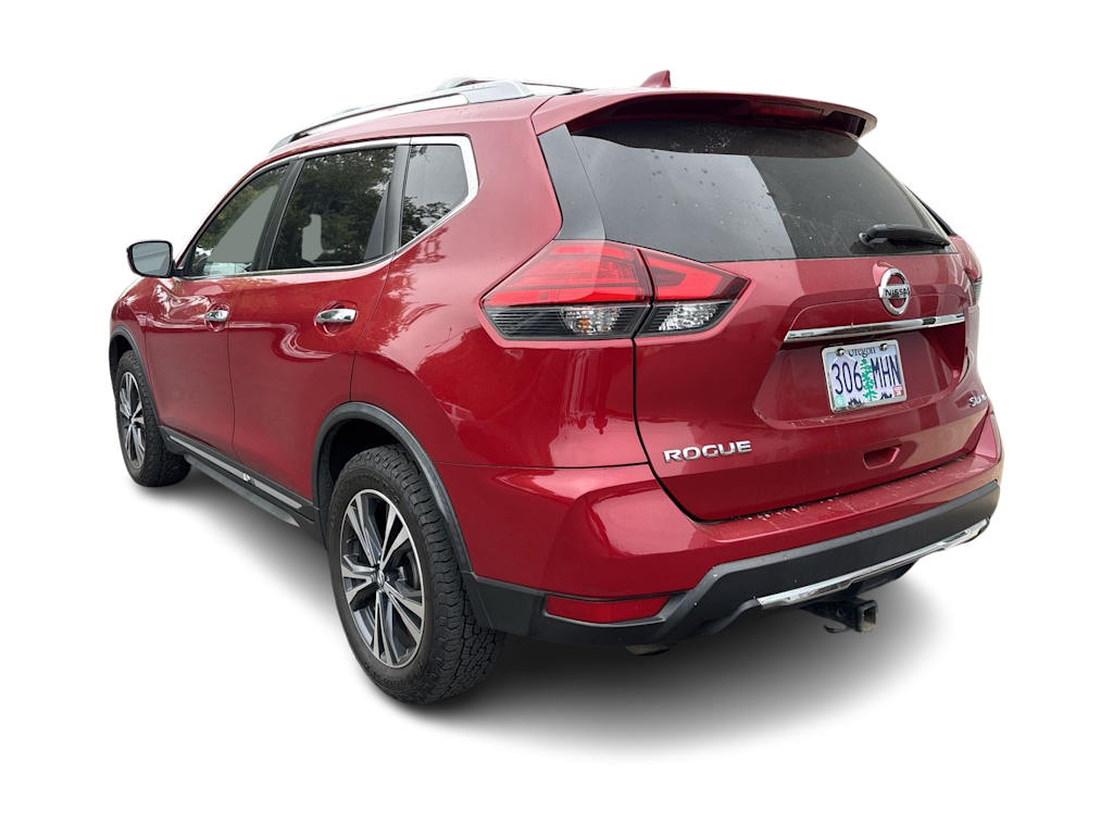 Thumbnail: 2017 Nissan Rogue - 4