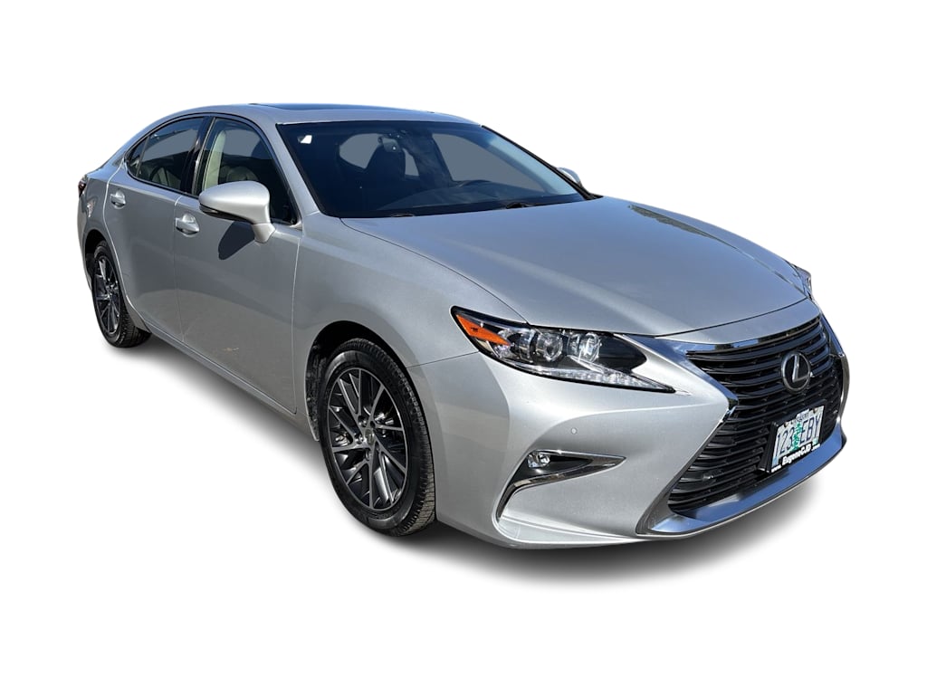 Thumbnail: 2016 Lexus ES - 13