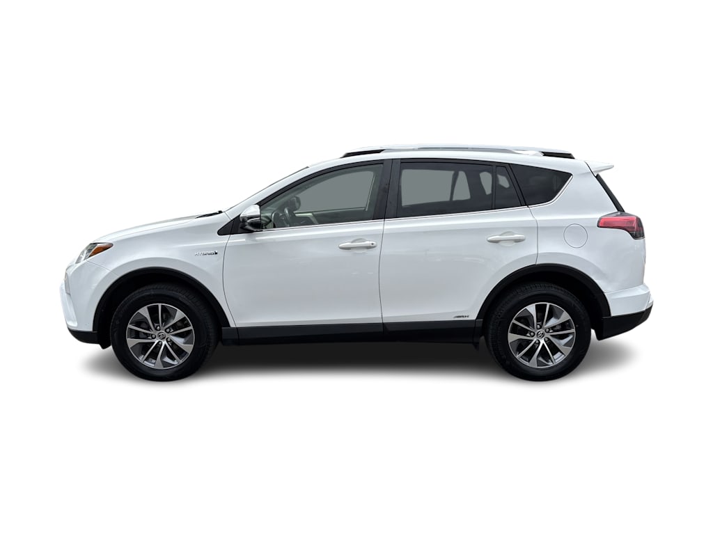 Thumbnail: 2017 Toyota RAV4 - 2