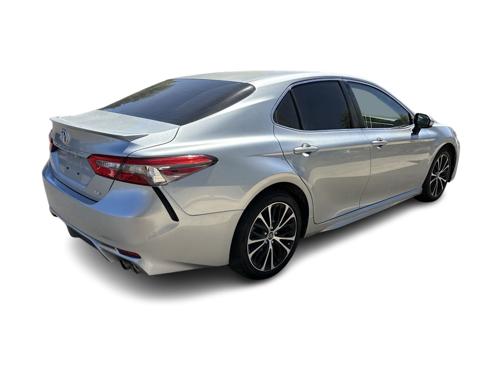 Thumbnail: 2018 Toyota Camry - 10