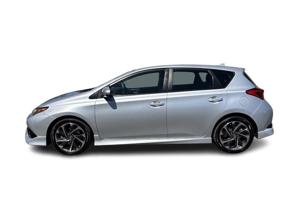 Thumbnail: 2018 Toyota Corolla iM - 3