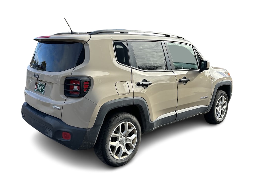Thumbnail: 2016 Jeep Renegade - 8