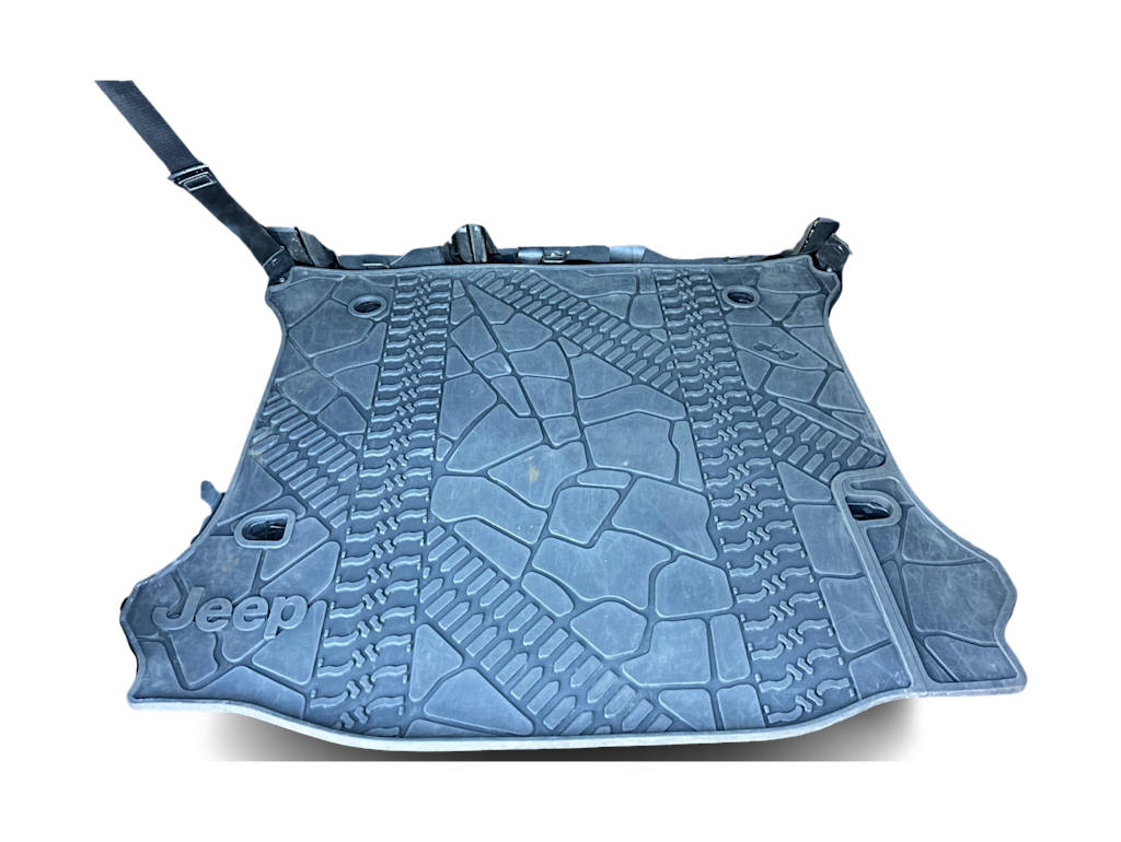 Thumbnail: 2016 Jeep Wrangler - 15