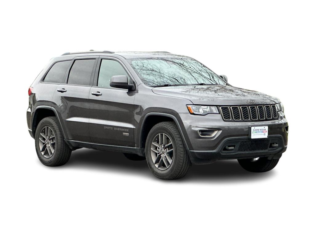 Thumbnail: 2016 Jeep Grand Cherokee - 19
