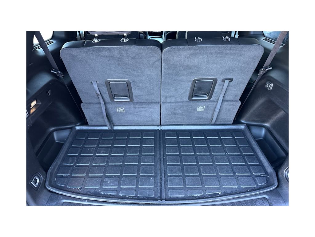 Thumbnail: 2023 Jeep Grand Cherokee L - 16