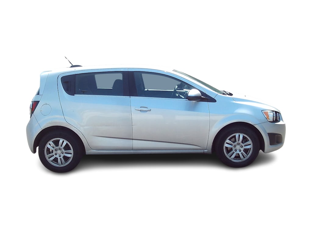Thumbnail: 2016 Chevrolet Sonic - 8
