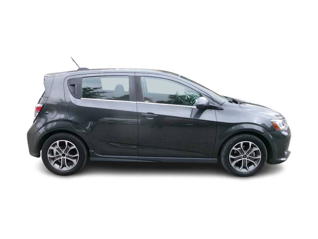 Thumbnail: 2019 Chevrolet Sonic - 9