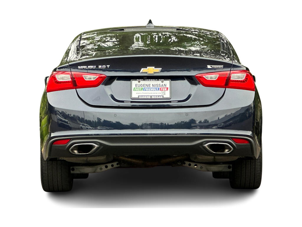 Thumbnail: 2017 Chevrolet Malibu - 5