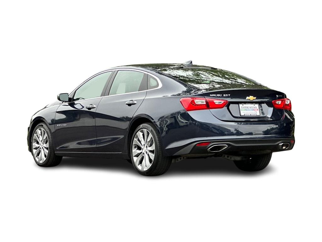 Thumbnail: 2017 Chevrolet Malibu - 4