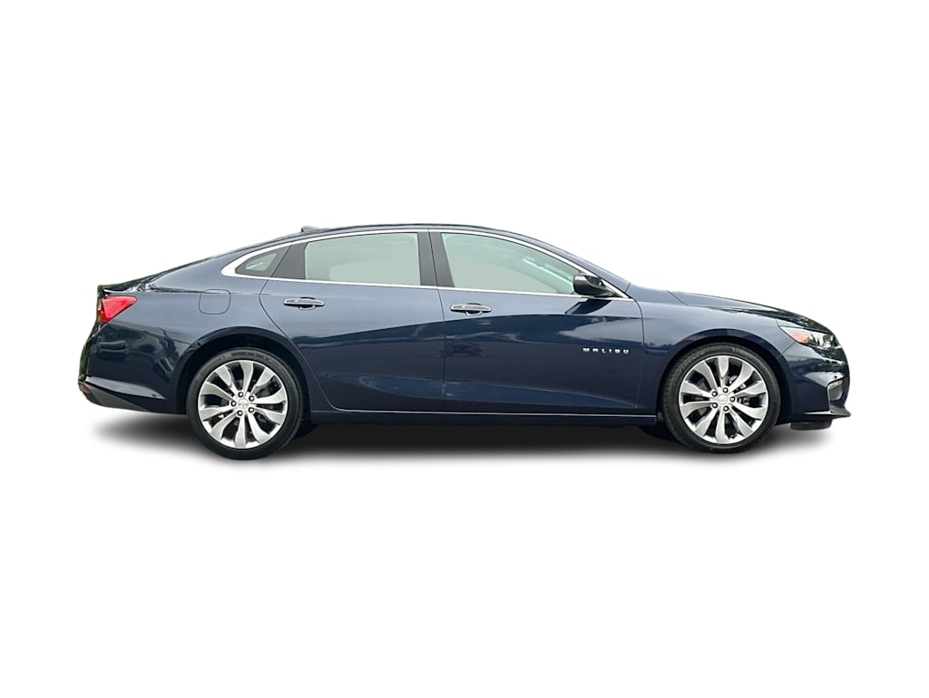 Thumbnail: 2017 Chevrolet Malibu - 17