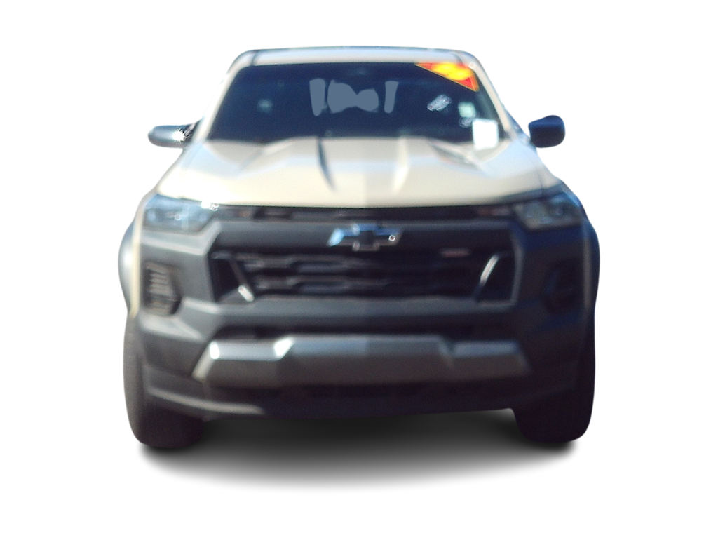 Thumbnail: 2023 Chevrolet Colorado - 4