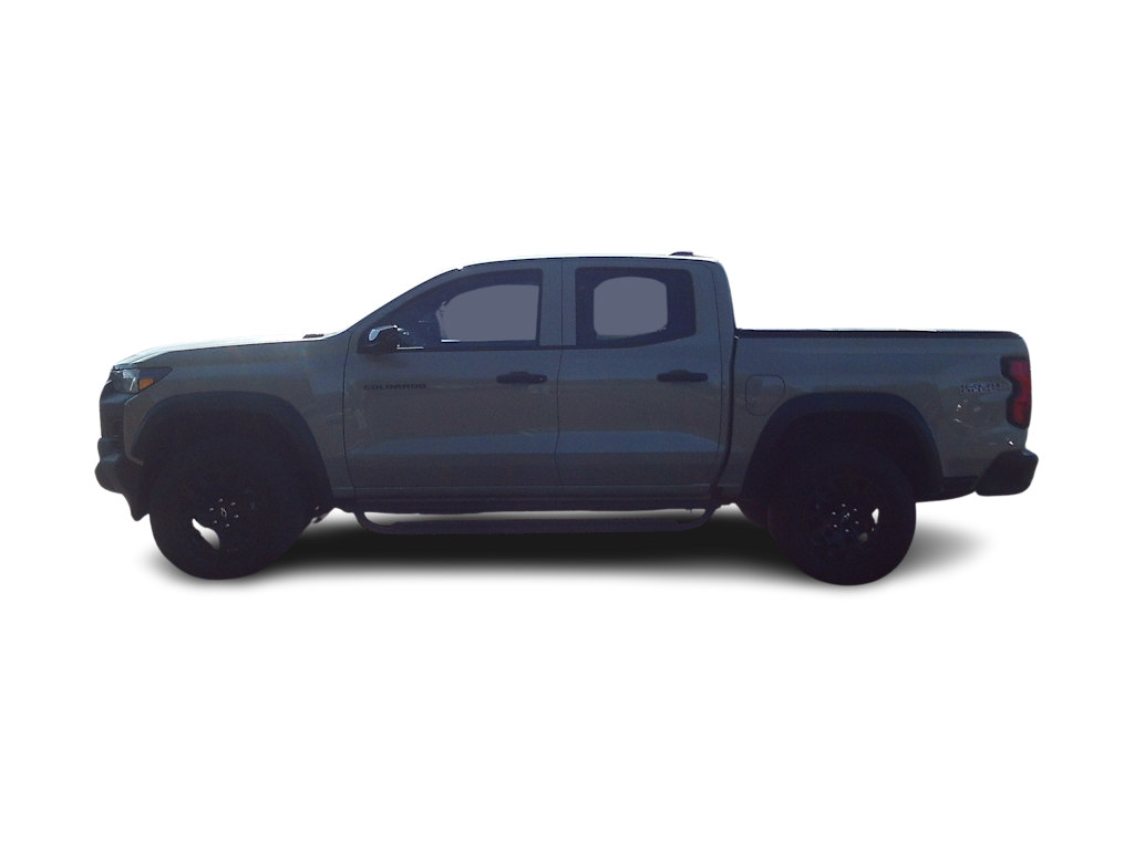 Thumbnail: 2023 Chevrolet Colorado - 2