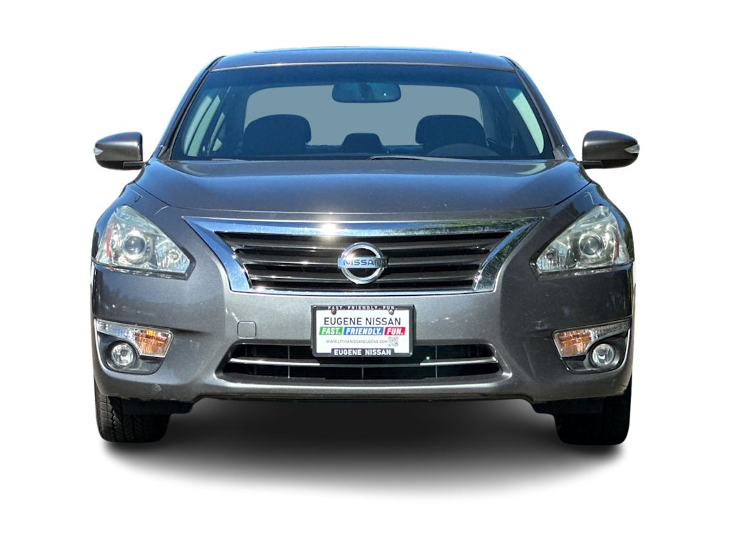 Thumbnail: 2015 Nissan Altima - 6
