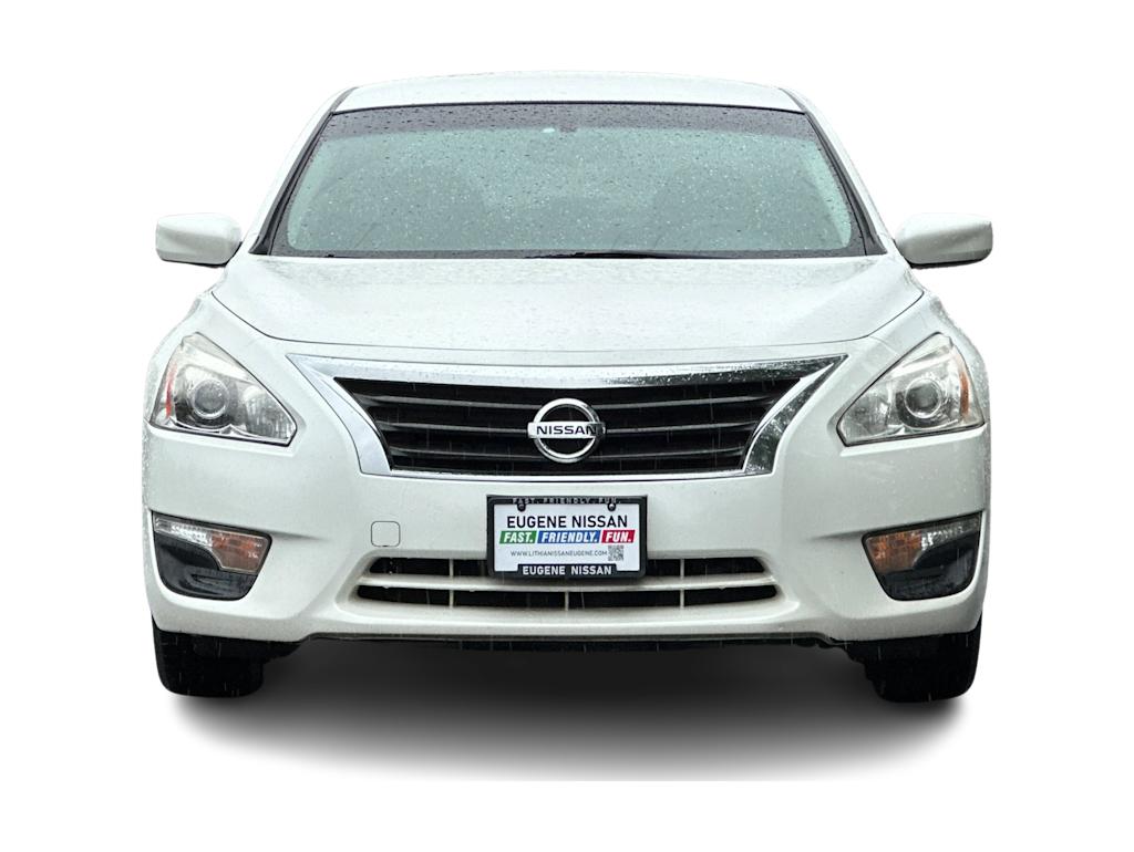 Thumbnail: 2015 Nissan Altima - 6