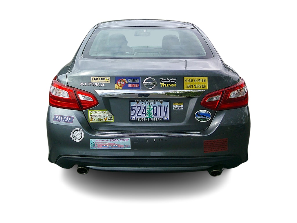 Thumbnail: 2017 Nissan Altima - 3
