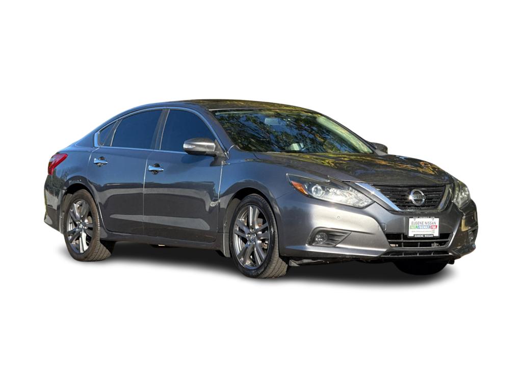 Thumbnail: 2018 Nissan Altima - 20