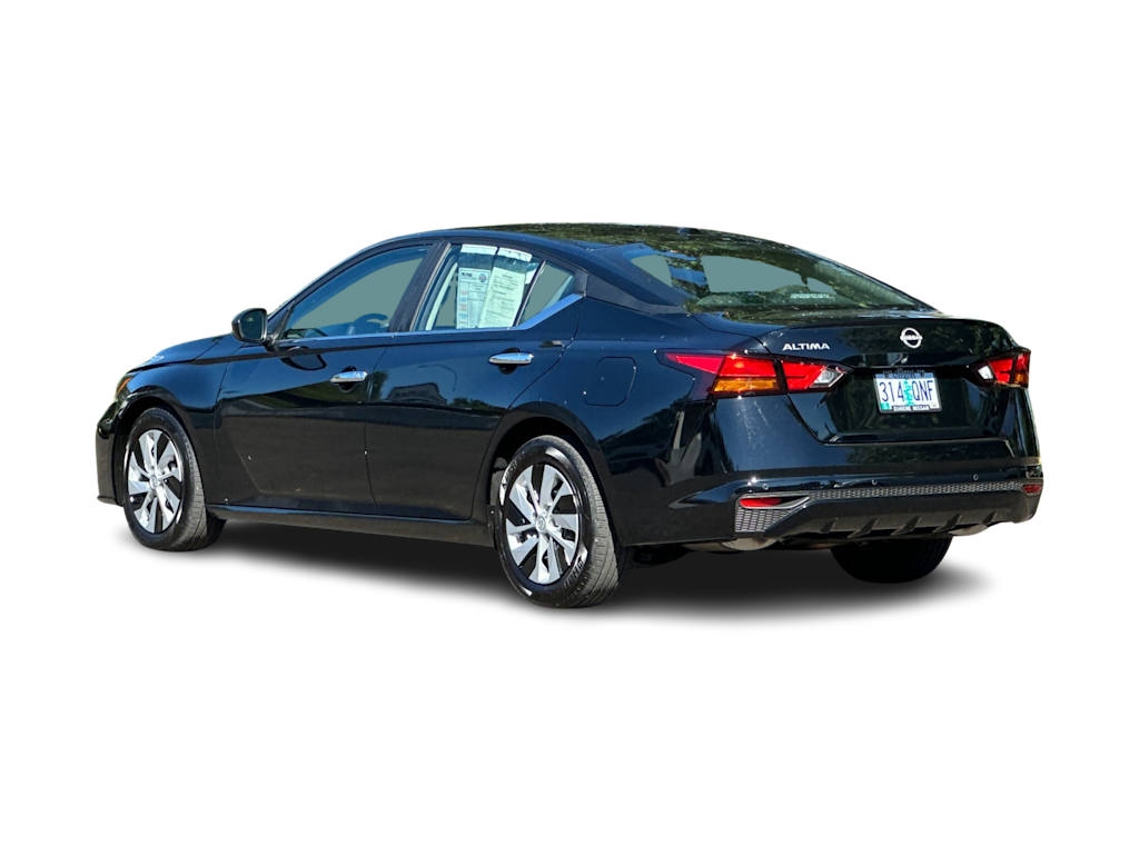 Thumbnail: 2025 Nissan Altima - 4