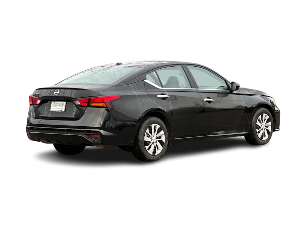 Thumbnail: 2025 Nissan Altima - 16