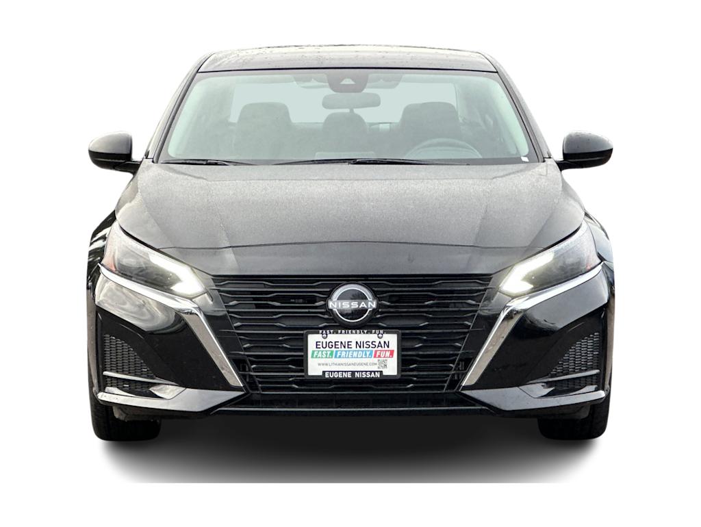 Thumbnail: 2025 Nissan Altima - 6